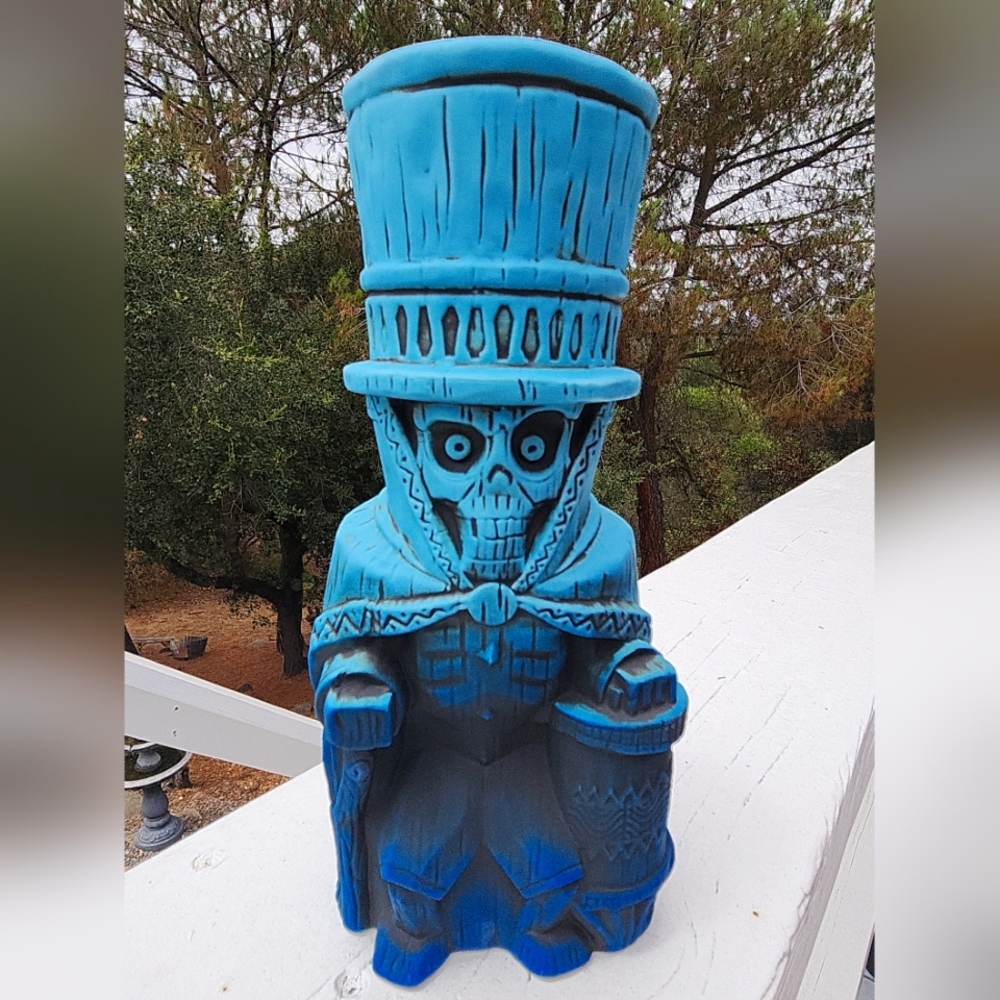 IN HAND Disneyland Trader Sam's Enchanted Tiki Bar Hatbox Ghost Mug~ 3rd Edition